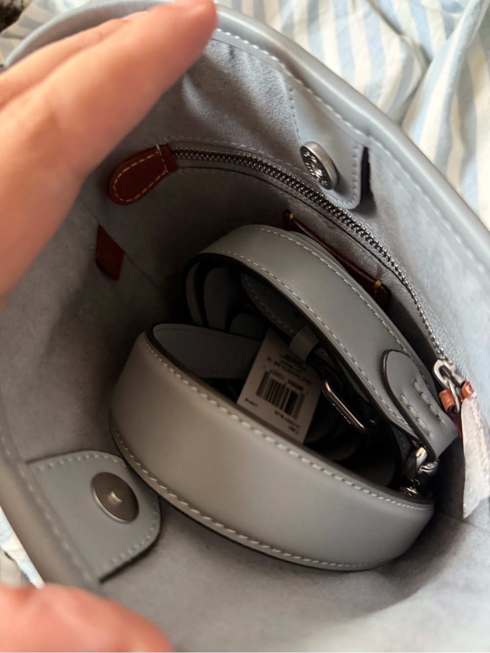Coach Light Gray Leather Crossbody Bucket Bag - Picture 5 of 7